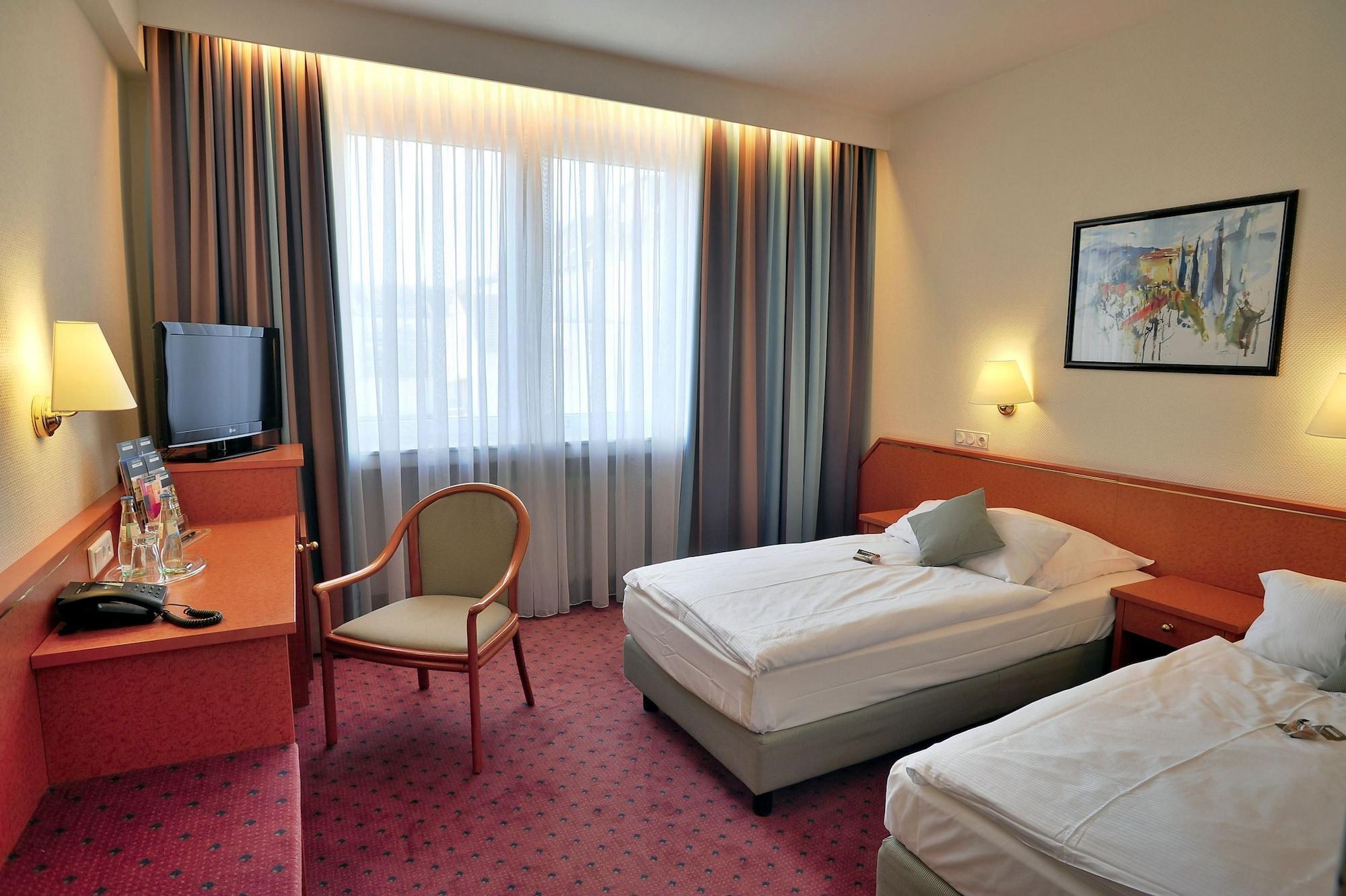Trip Inn Hotel Esplanade, Duesseldorf Exterior photo