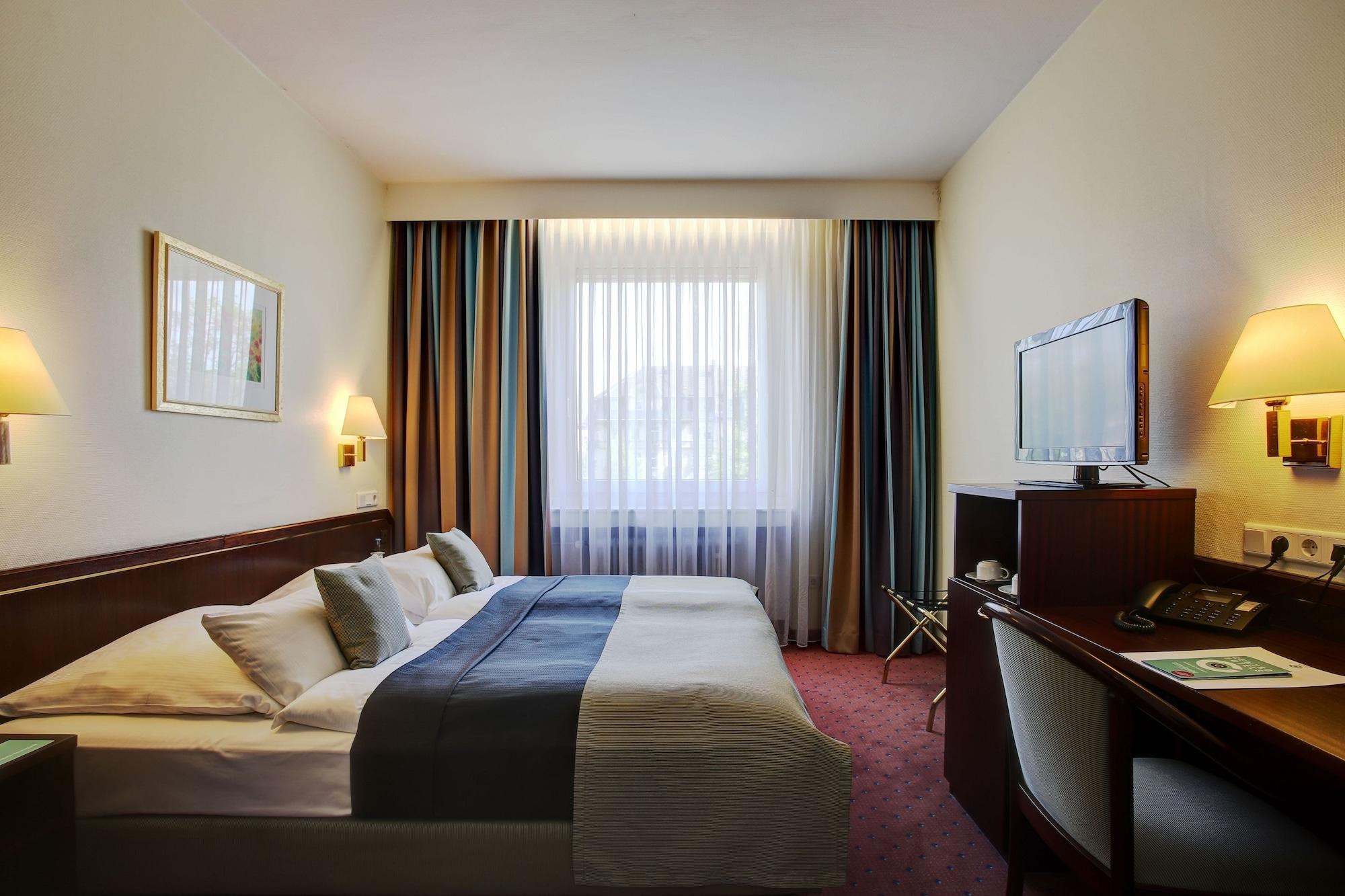 Trip Inn Hotel Esplanade, Duesseldorf Exterior photo